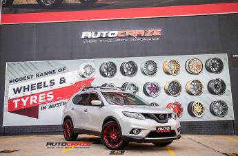 NISSAN X TRAIL NURBERG CANDY APPLE RED
